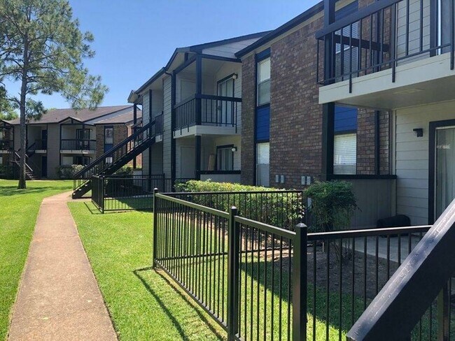 senior apartments in seabrook tx