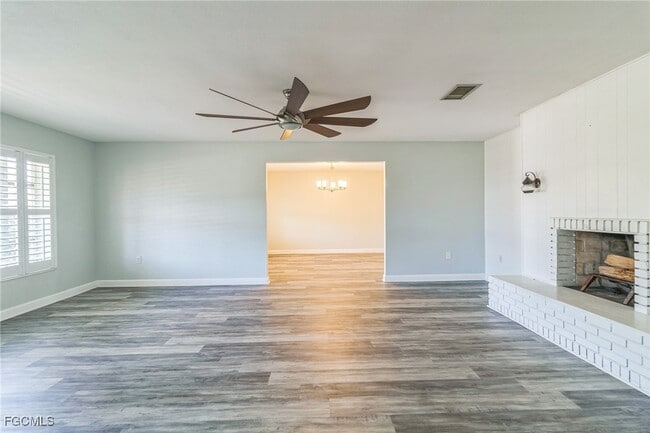 Building Photo - 4330 S Canal Cir