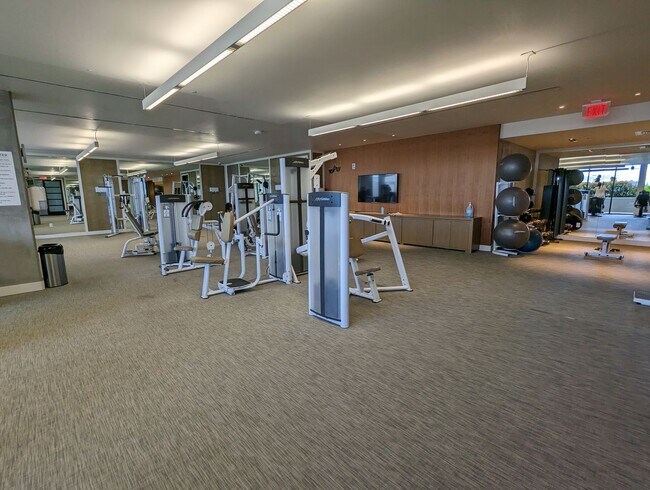 Building Photo - Sweeping Ocean Views at Symphony, 2 Bed, 2...
