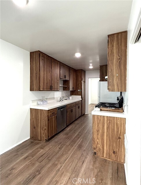 Building Photo - 944 17th St