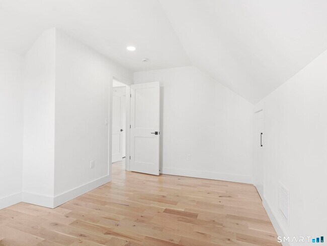 Building Photo - 325 Coram Ave