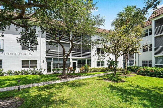 Building Photo - 1501 S Ocean Blvd