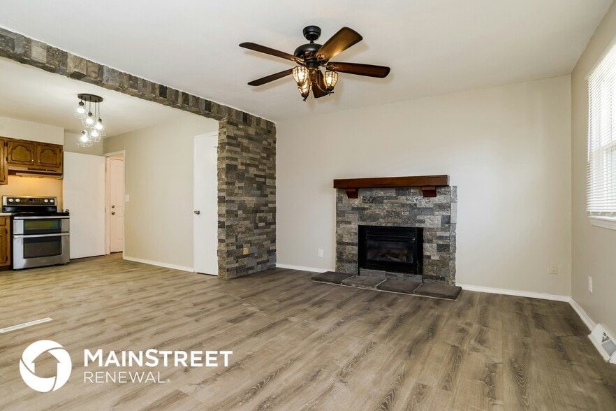 Building Photo - 1914 Willow St