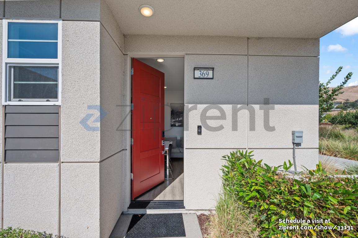 Building Photo - 369 Arc Ct