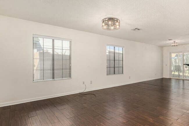 Building Photo - 21057 N 34th Dr