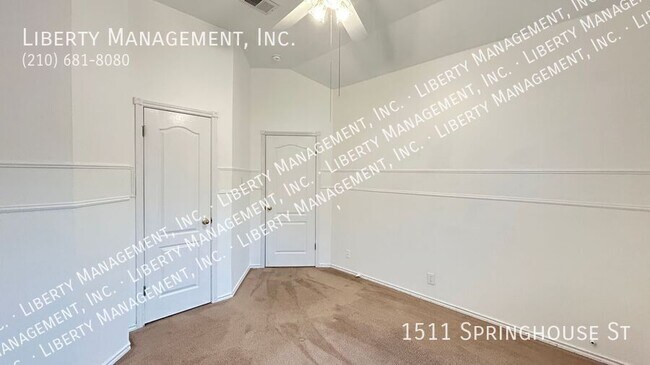 Building Photo - 1511 Springhouse St