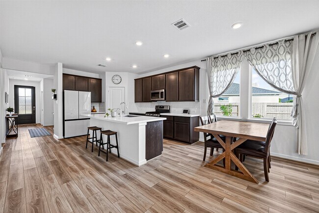 Building Photo - 21831 Tallulah River Dr