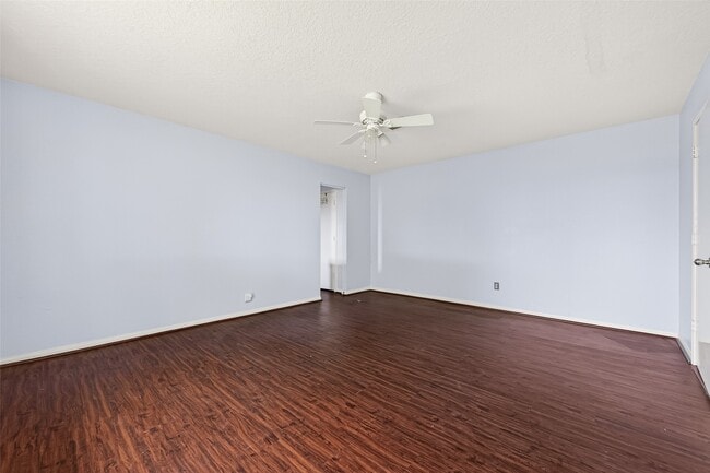 Building Photo - 5120 Williams School Rd