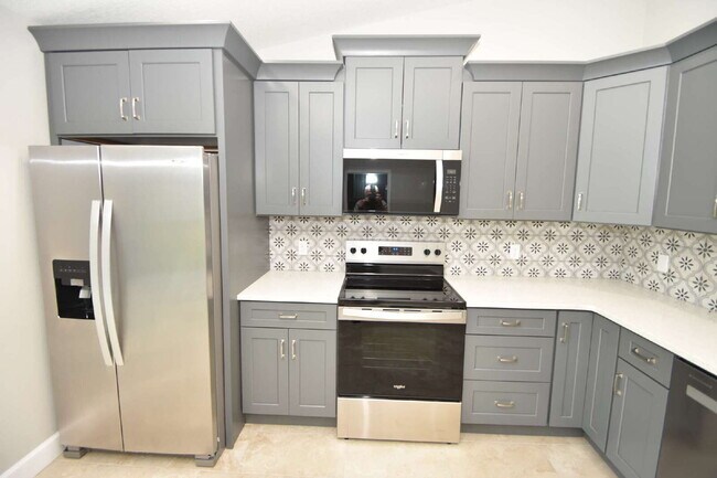 Building Photo - 86 Laramie Dr