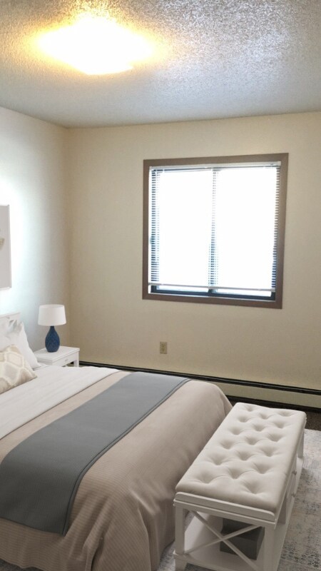 Building Photo - 1121 14th Ave E