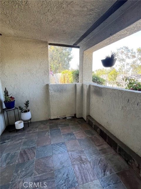 Building Photo - 23335 La Crescenta