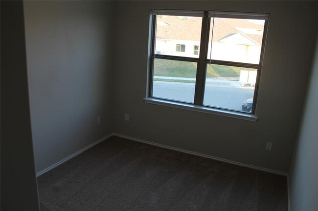 Building Photo - 1220 Garland Rd