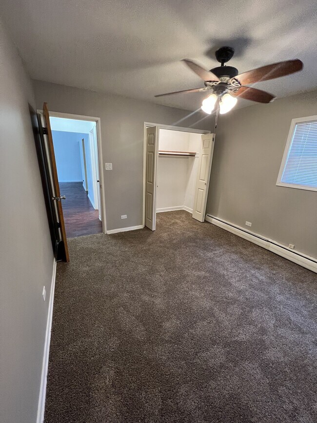 Building Photo - 8845 Cottage Grove