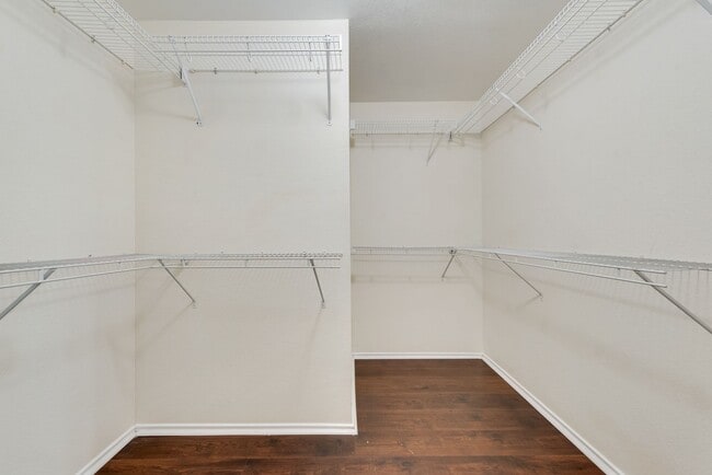 Building Photo - Charming & Spacious 3 Bedroom In North Keller