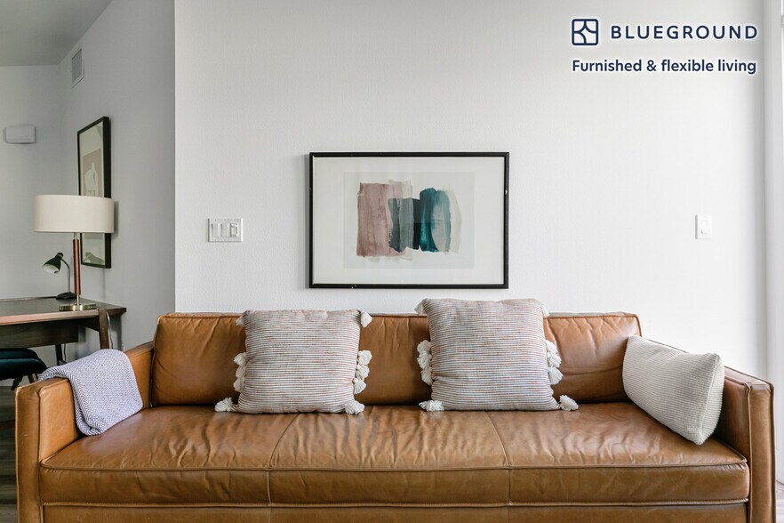 Building Photo - 85 Cleaveland Rd