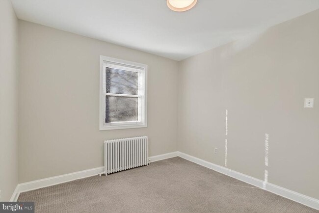 Building Photo - 1410 N Quinn St