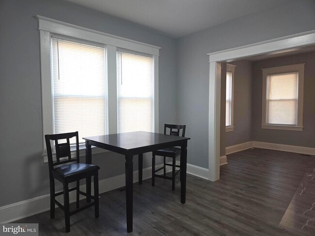 Building Photo - 2909 Markley Ave