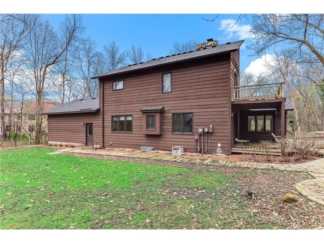 Building Photo - 5880 Christmas Lake Rd