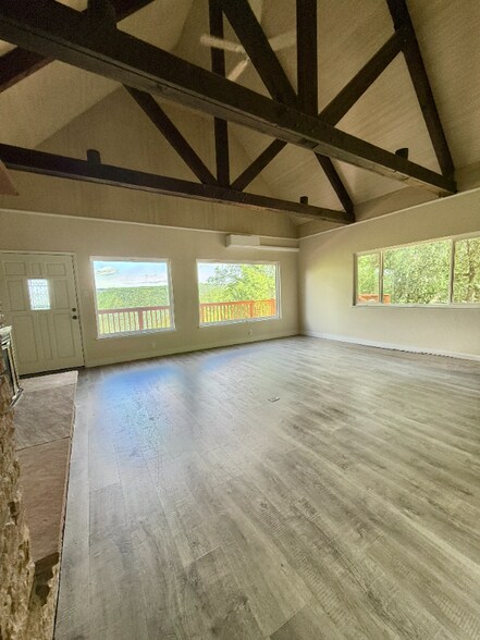 Building Photo - 21540 River Pine Ct