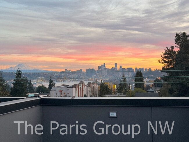 Building Photo - Gorgeous 2021 Fremont/Wallingford 3BR Overlooking Downtown, Mt Rainier & SLU, Garage w/EV Chgr, W...