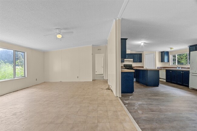 Building Photo - 177 County Rd 2803