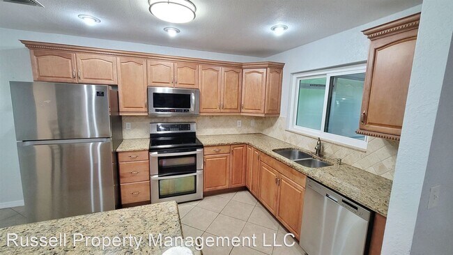 Building Photo - 3 br, 2 bath House - 6514 33rd Ave N