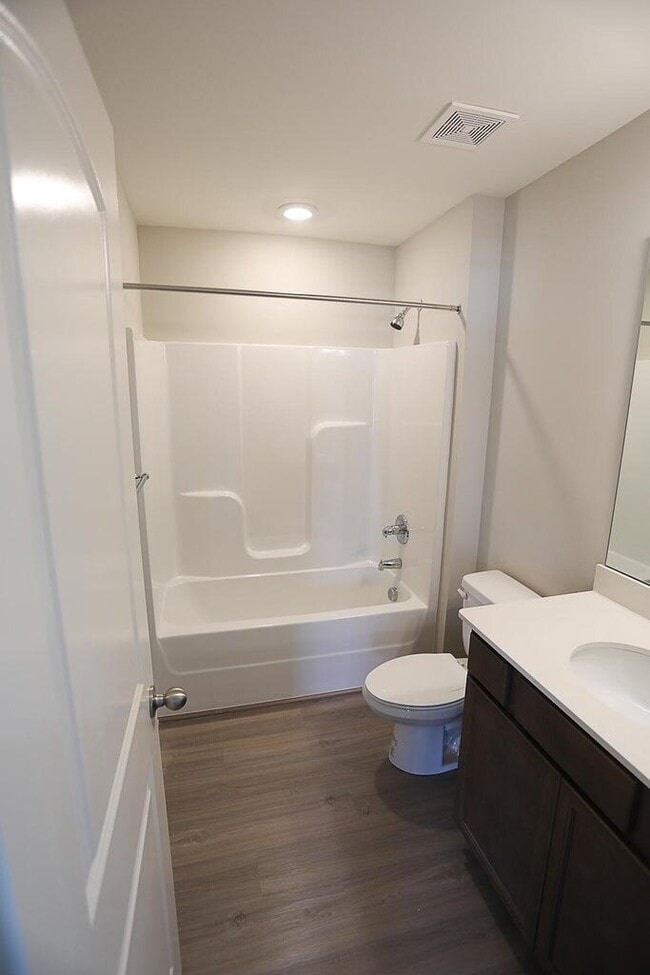 Building Photo - 108 Bellatrix Ct