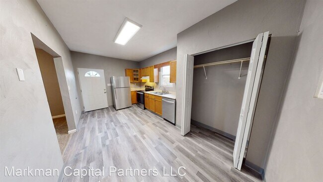 Building Photo - 2 br, 1.5 bath House - 36 Madison Avenue