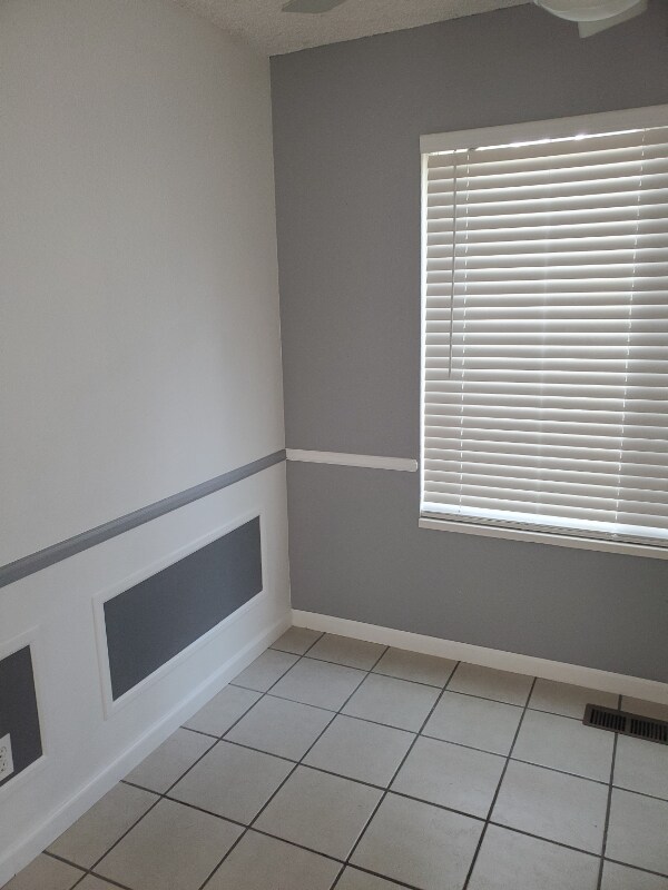 Building Photo - 259 Quincy Ln