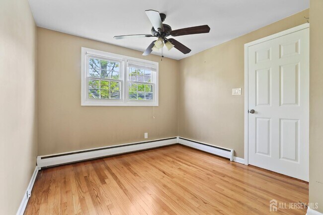 Building Photo - 262 Wall St