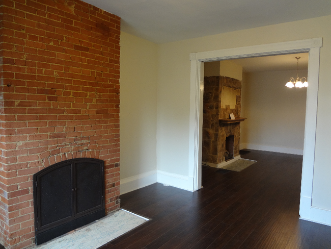 Building Photo - 5337 Broad St