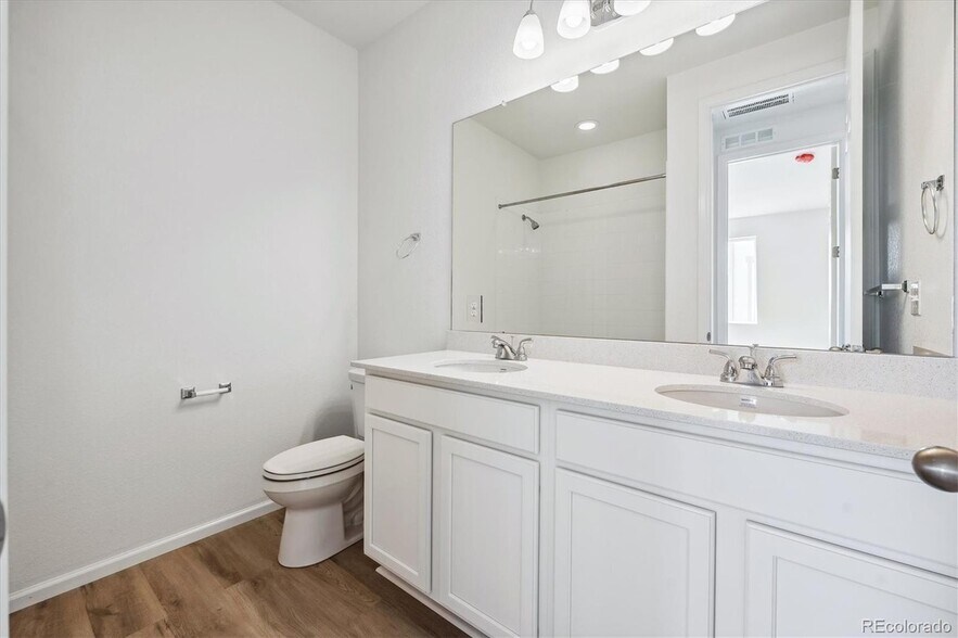 Building Photo - 4192 Satinwood Dr