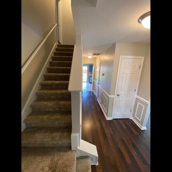 Building Photo - 9934 Gray Dove Ct