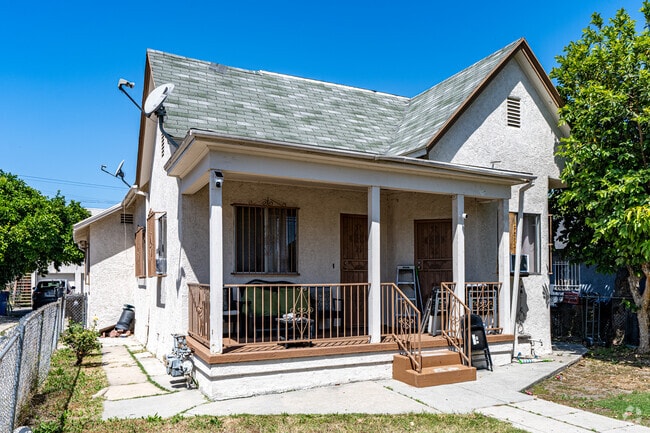 Building Photo - 1819 Workman St