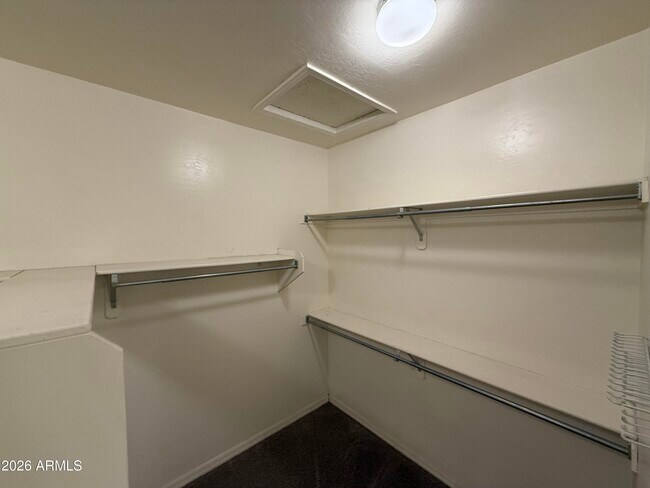 Building Photo - 101 S Presidio Dr