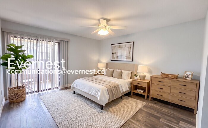 Building Photo - 8421 Hearth Dr