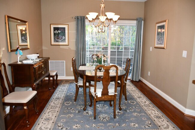 Building Photo - 80 Carriage Way