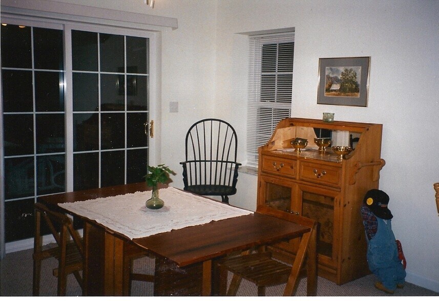 Dining Area - 305 Furnace Dr