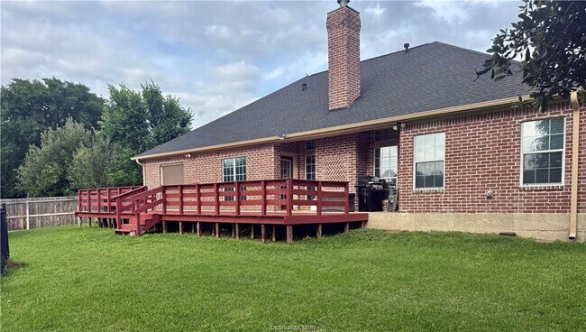 Building Photo - 4414 Woodland Ridge Dr