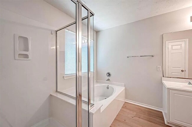 Building Photo - 25218 Boulder Bend Ln