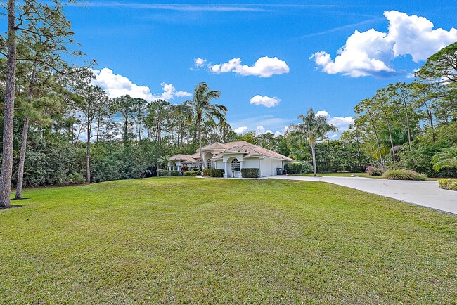 Building Photo - 15415 Alexander Run