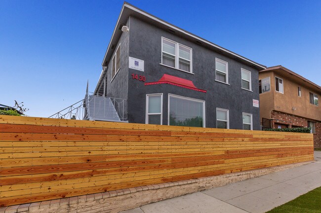 Building Photo - 1430 Chestnut Ave