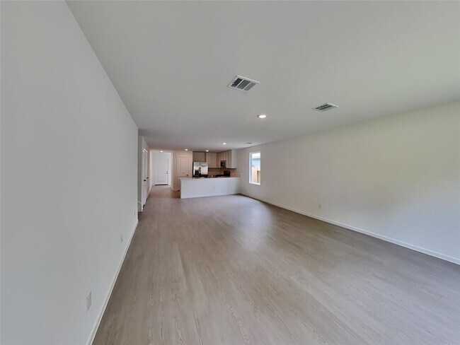 Building Photo - 25687 Roy Rogers Ct