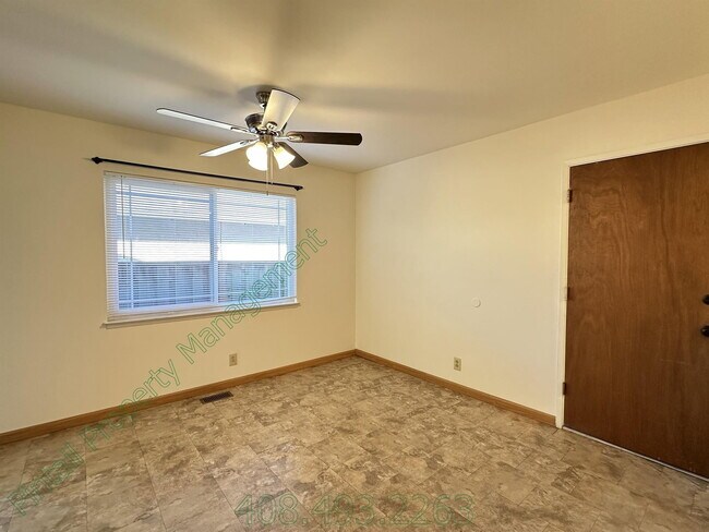 Building Photo - 965 Amstutz Dr