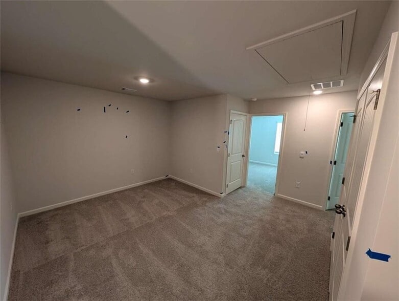 Building Photo - 2465 Poppy Ct