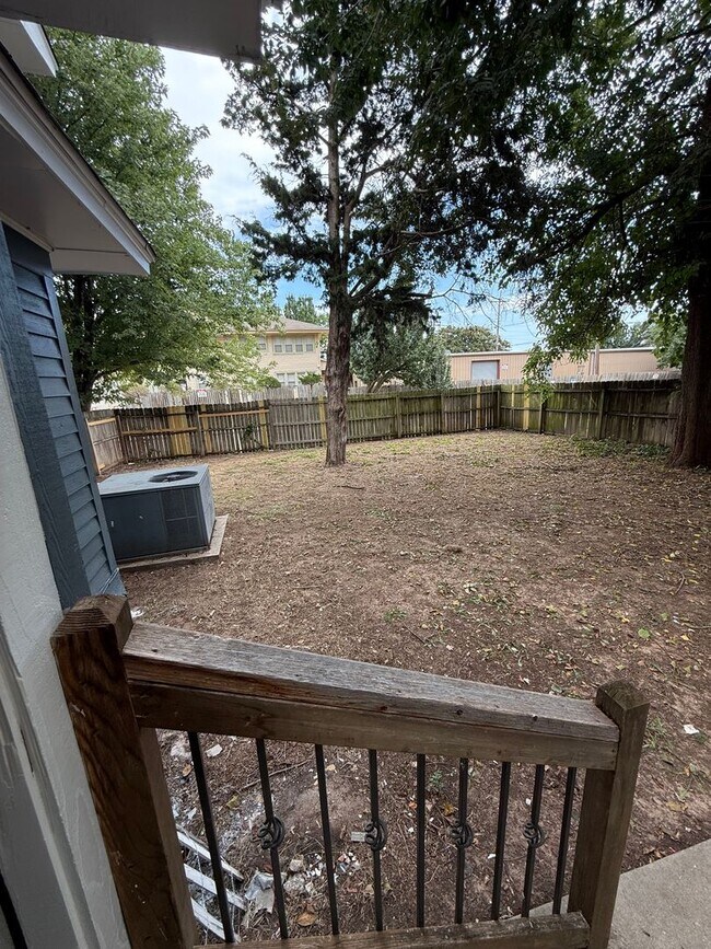 Building Photo - Remodeled Charmer in the Urban Core – Fres...