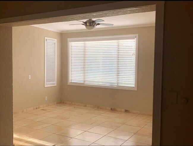 Building Photo - 9196 N 103rd Pl