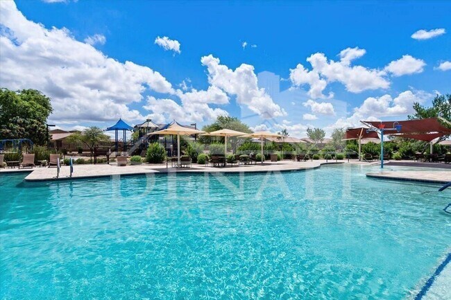 Building Photo - 7826 S Peppertree Dr