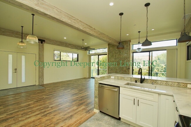 Building Photo - 2 Bedroom Woodacre Home with Views!