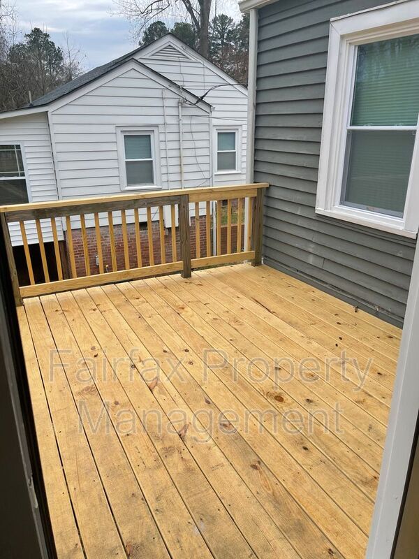 Building Photo - 1212 N Miami Blvd